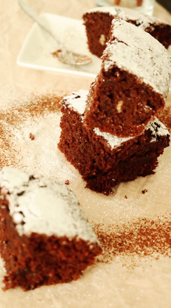 negresă de post cu apă minerală și gem